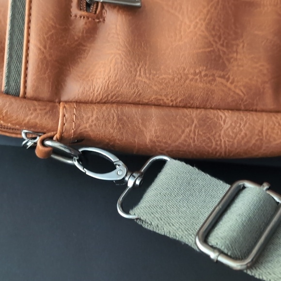 Bugatti Valentino RFID Men's Brown Cognac Vegan Leather Briefcase. - Picture 6 of 16